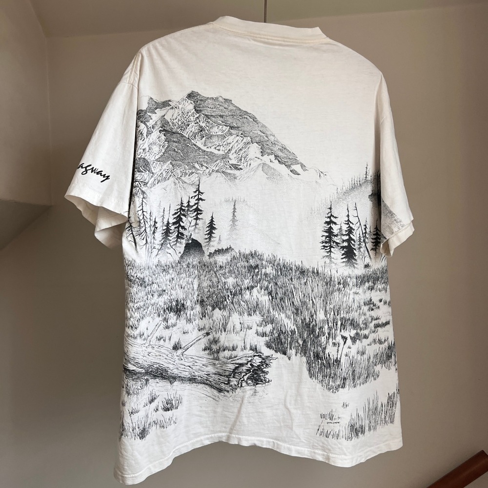 Vintage Bear Wildlife Graphic Wrap Around All Over Print T Shirt Scenic Nature - Picture 2 of 13